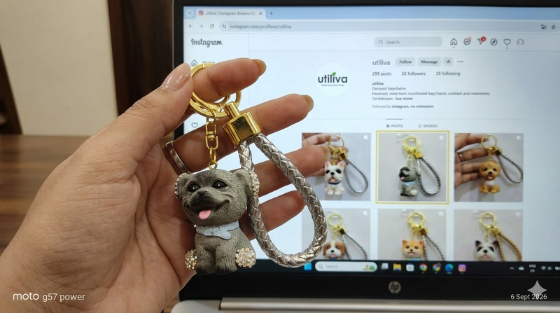 A Cute Rhinestone Puppy Bag Charm / keychain