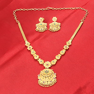 Gold tone green and red  flower necklace