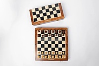 Chess Board Folding – 12-Inch Foldable Wooden Set with Magnetic Coins | Premium Travel Chess Game
