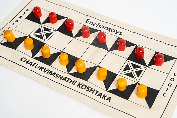 Chaturvimshathi Koshtaka Game - Cotton Cloth Indian strategy game