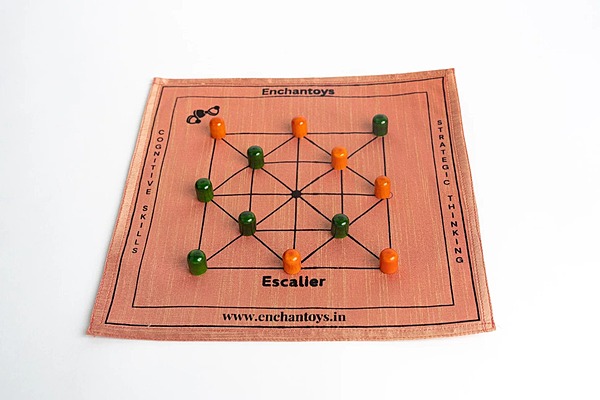 Enchantoys Escalier – Handcrafted Indian Traditional Strategy Board Game