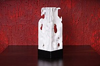 Idhah Paused Fluid Table Lamp