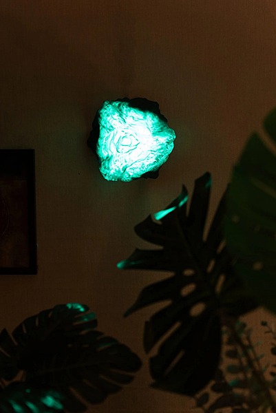 Idhah Stellar Ore Wall Lamp