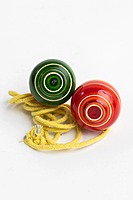 Latoo Set of 2 (Spinning Top) Game | Handcrafted Wooden Spinning Top for Kids and Adults
