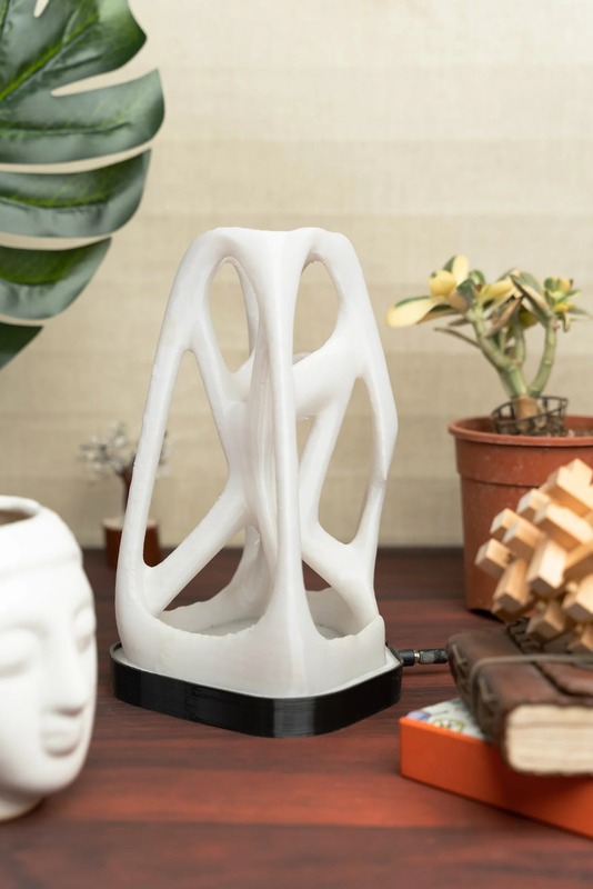 Idhah Snowy Hypercube Table Lamp