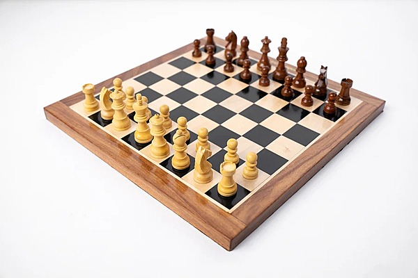 Handcrafted 15 Inch Chess Board with Fully Magnetic and with Leather Bag Pacakging