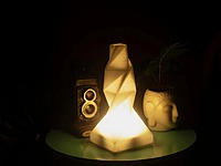 Idhah Boggling Spire Table Lamp