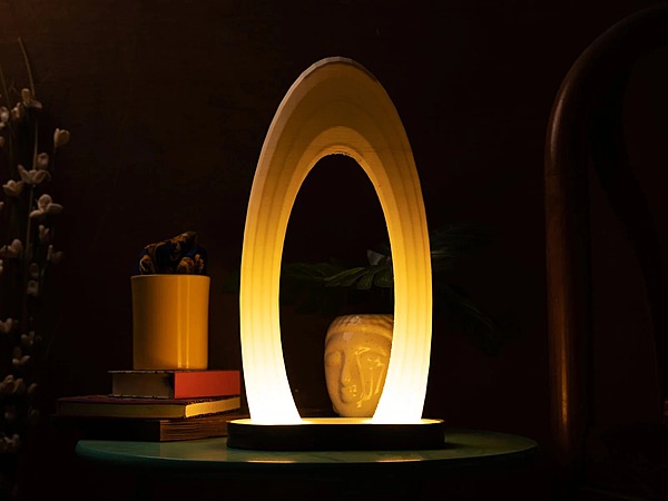 Idhah Gleaming Gate Table Lamp