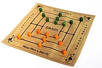 Daadi Board Game on Raw silk – Handcrafted, Eco-Friendly Strategy Game