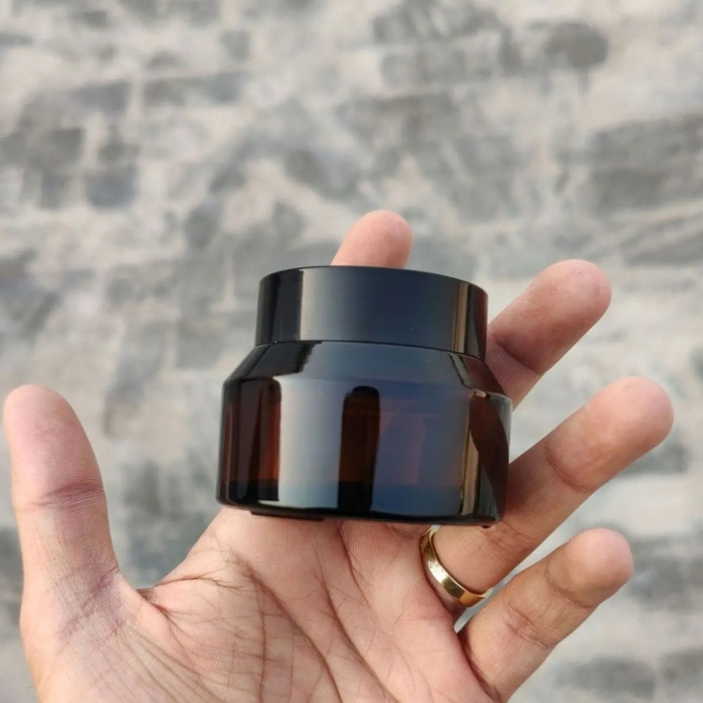 Slant AMBER Glass Jar 50ml BLACK CAP Slant AMBER Glass Jar 50ml BLACK CAP