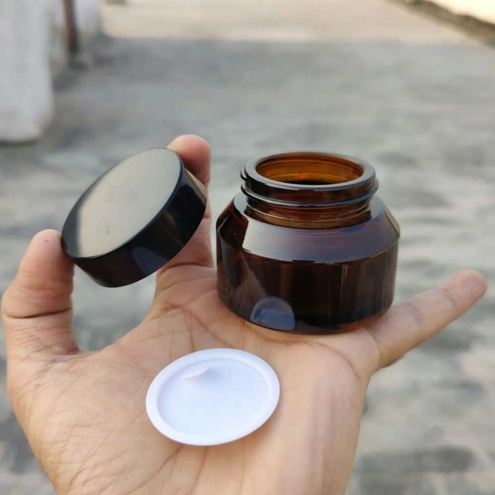 Slant AMBER Glass Jar 50ml BLACK CAP Slant AMBER Glass Jar 50ml BLACK CAP