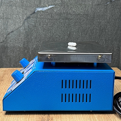 Magnetic Stirrer with Hot plate Magnetic Stirrer with Hot plate