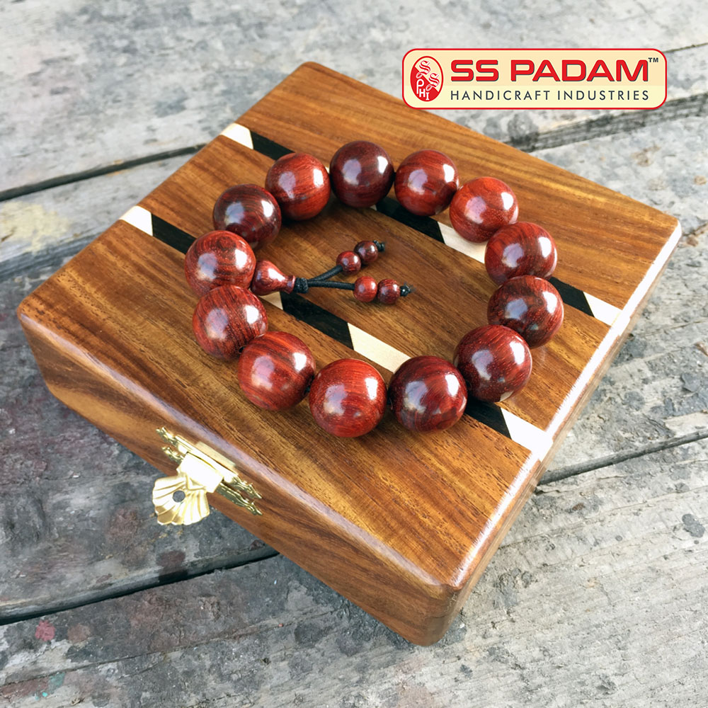 Red Sandalwood (Lal Chandan) Chinese Bracelet with Wooden Gift Box