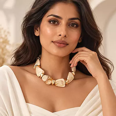 Ivoria Cream Marbled Geometric Gold-Tone Statement Necklace