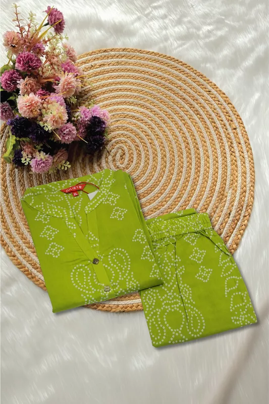 Parrot Green Bandhani Printed Kurta Pant Set