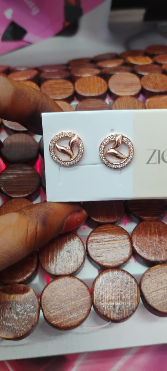 Rose gold earring JAD358