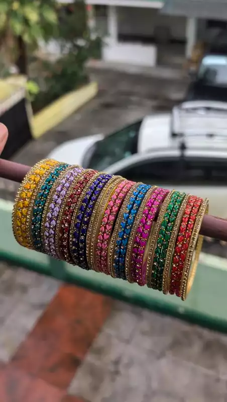 valaigaappu bangles (JBAN176)