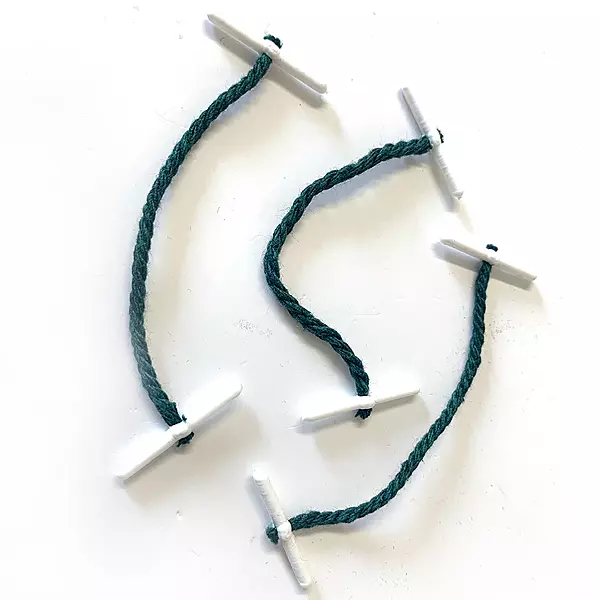 Pack of 500 Janrax Plastic End 76mm Treasury Tags