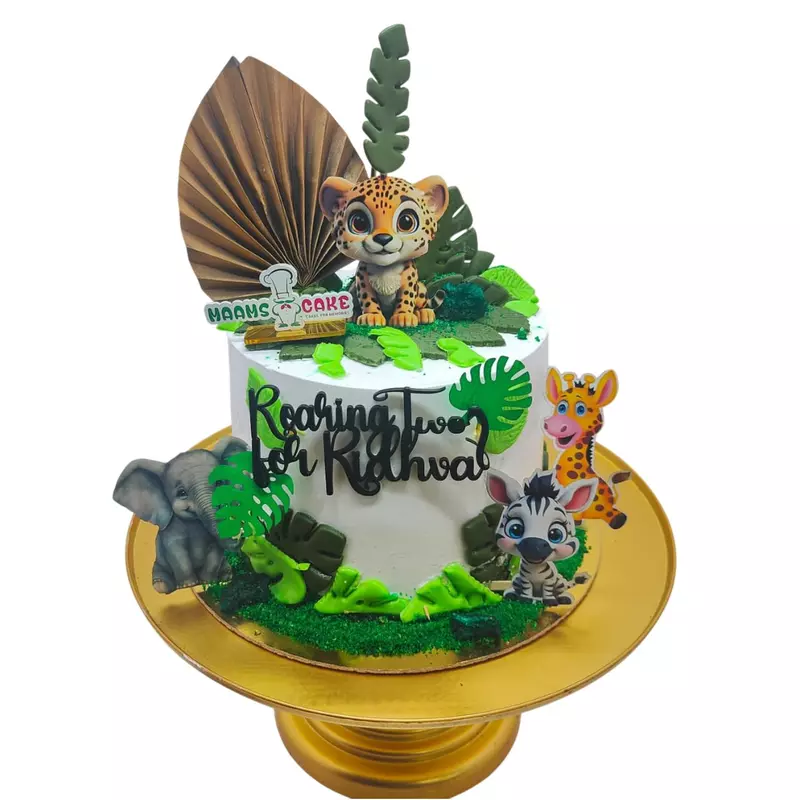 jungle safari Leopard on top