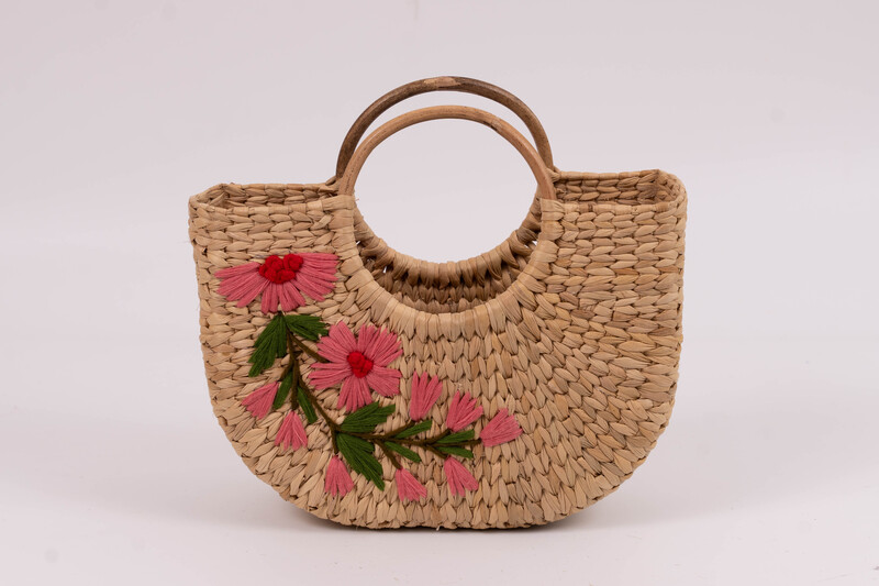 9 inch Kauna gift basket with handle and embroidery 9 inch Kauna gift basket with handle and embroidery