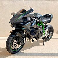 Kawasaki Ninja H2R 1:18