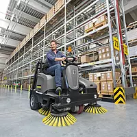 Warehouse Floor, Rack & Storage Bay Deep Cleaning