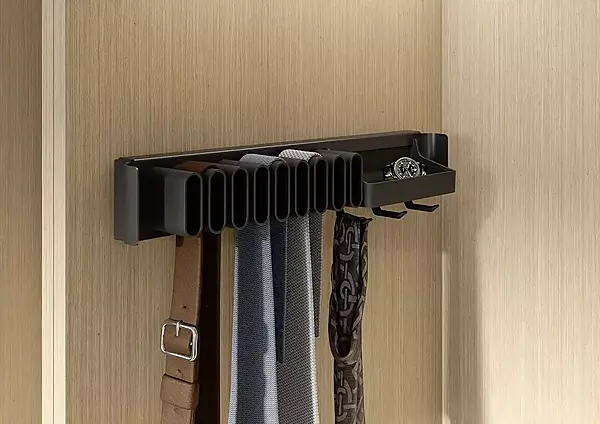 Kessebohmer Conero Belt and Tie Pullout with Bowl