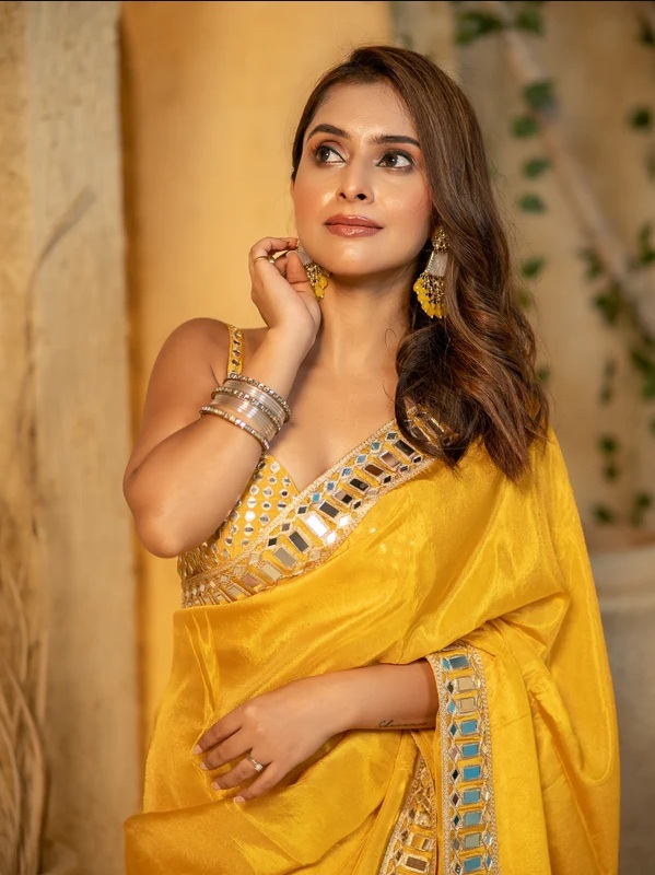 Buttery Yellow Designer Mirror Work Pure Tissue Silk Saree