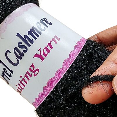 Squirrel Cashmere Yarn 103 Black