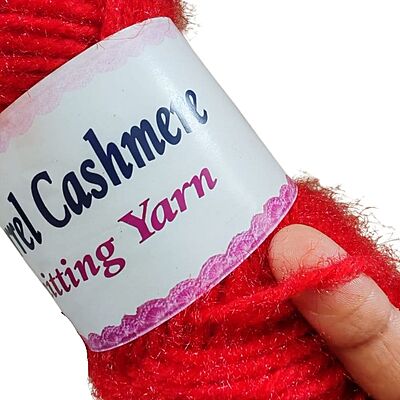 Squirrel Cashmere Yarn 108 Red