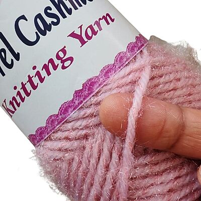 Squirrel Cashmere Yarn 104 Lite Pink