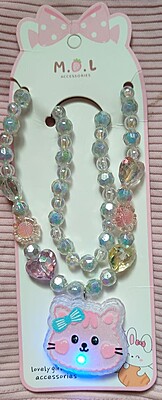 Kitty LED Pendant and Beads Chain Kitty LED Pendant and Beads Chain