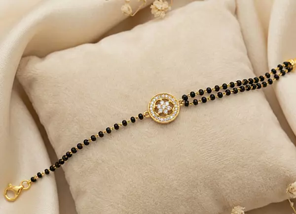 18 kt Gold Destiny Mangalsutra Bracelet