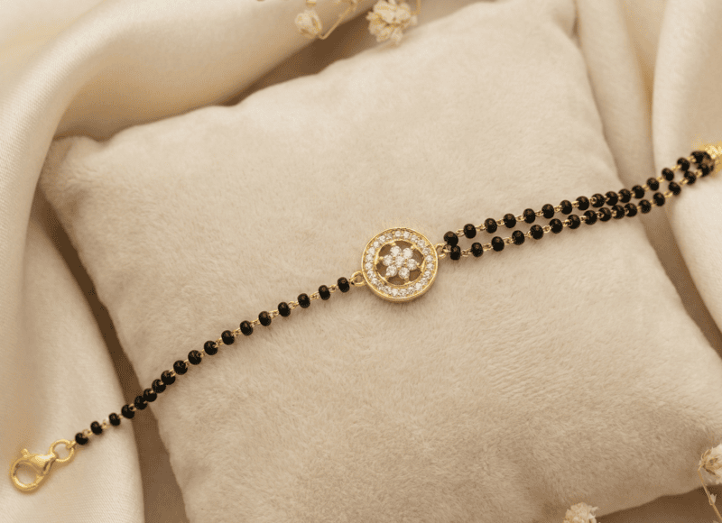 18 kt Gold Destiny Mangalsutra Bracelet
