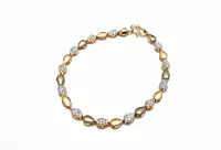 18 kt Rose Gold Teardrop Pave Bracelet