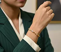 18 kt Rose Gold Teardrop Pave Bracelet