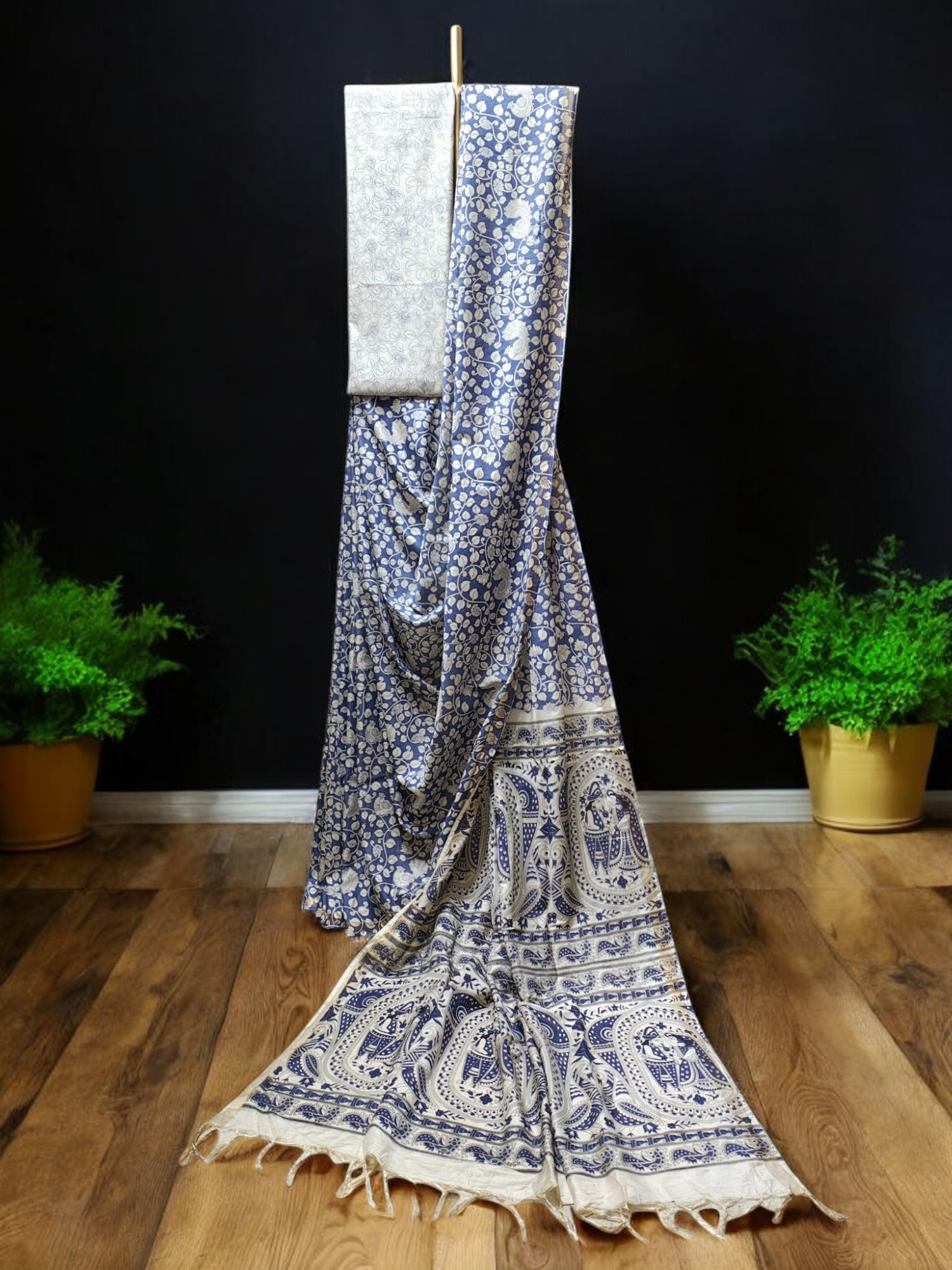 Purple Kalamkari Print Saree with Unstitched Blouse