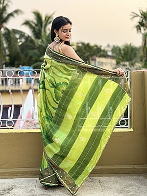 Shades of green and white on pure Tassar katdana work