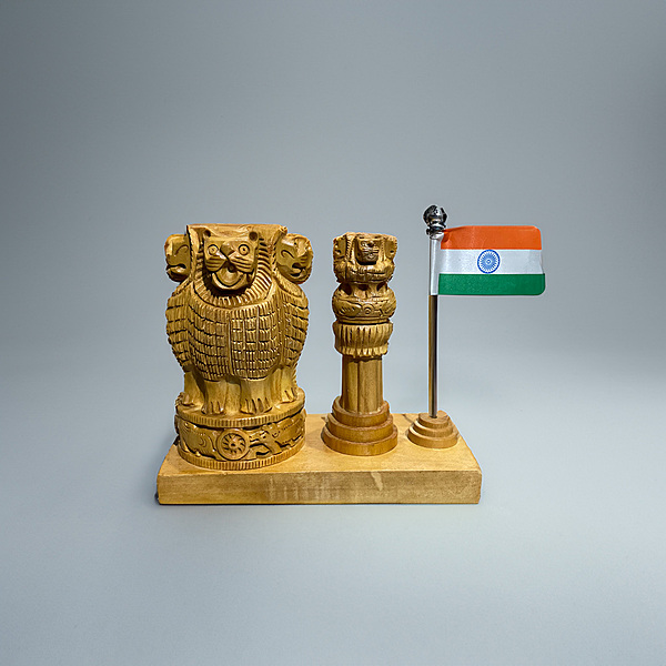 Ashoka Pillar Pen Holder with Indian National Flag Crafted