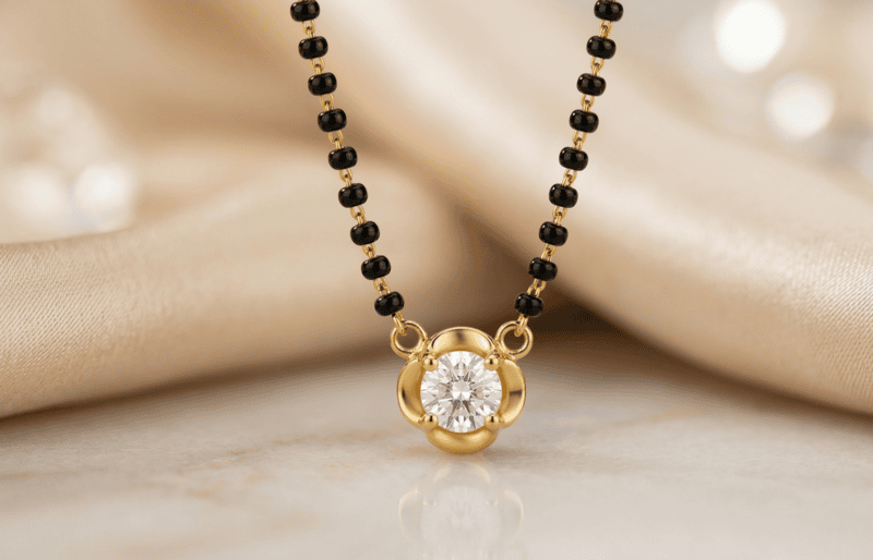 18 kt Gold Solitaire Short Mangalsutra