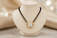 18 kt Gold Solitaire Short Mangalsutra