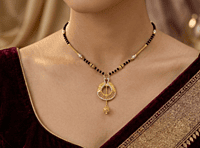 18 kt Gold Majestic Filigree Crescent Mangalsutra