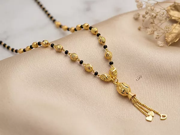 18 kt Gold Heartfelt Heritage Tassel Mangalsutra
