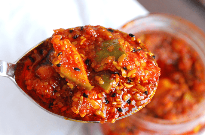 MANGOE/ CHILLY/ LEMON PICKLE