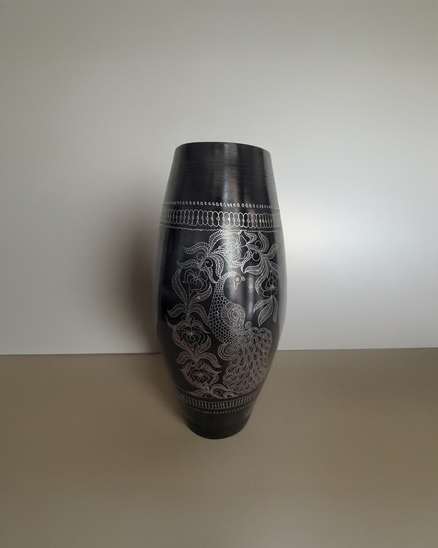 Midnight Bloom Vase