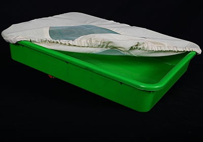 Mosquito Larval Tray with Cloth Based Lid