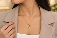 18 kt Gold Intertwined Hearts Necklace