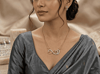 18 kt Gold Eternal Bond Necklace Set