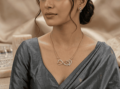 18 kt Gold Eternal Bond Necklace Set