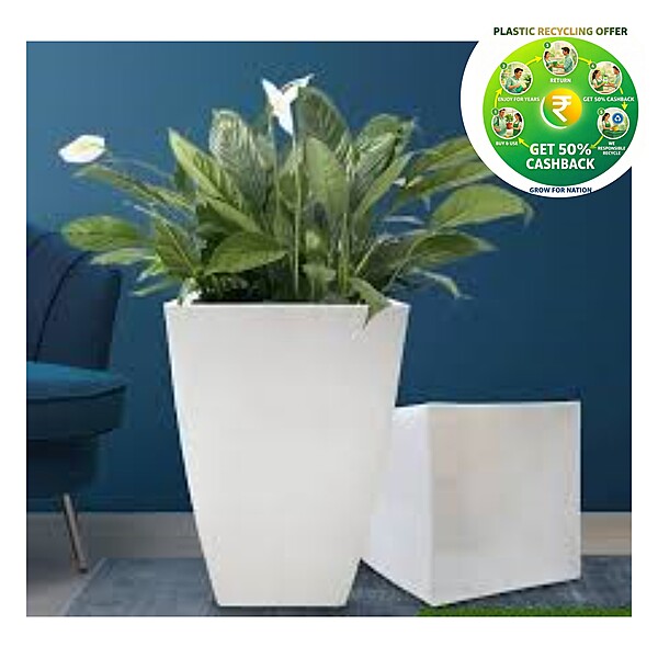 New York Tower Pot | Decorative Plastic Planter | 13 Inch